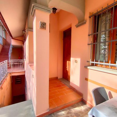 Agriturismo E Cantina La Sabbiona ฟาเอนซา ภายนอก รูปภาพ