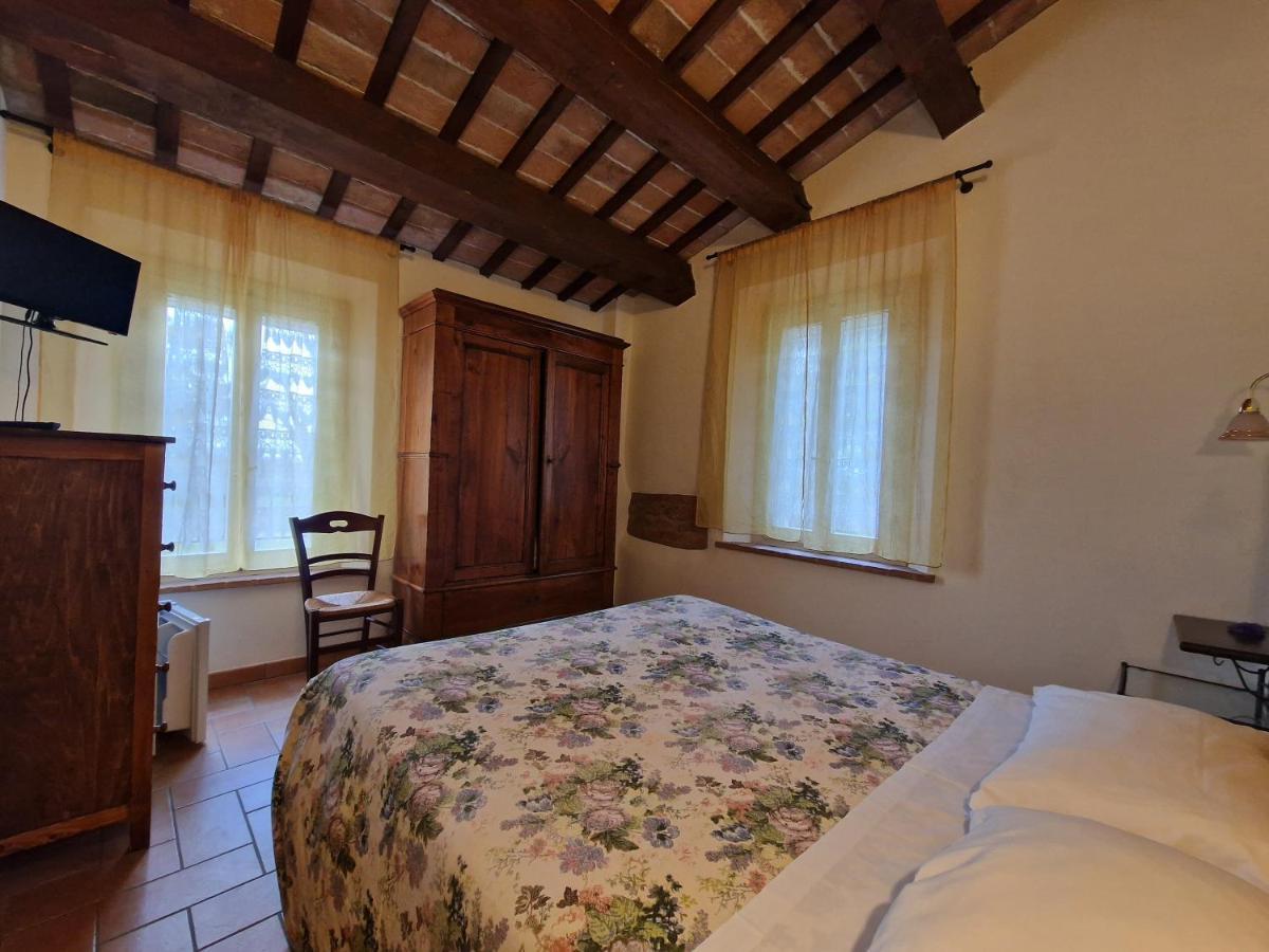 Agriturismo E Cantina La Sabbiona ฟาเอนซา ภายนอก รูปภาพ