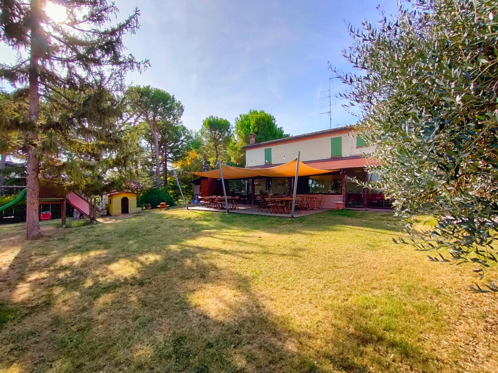Agriturismo E Cantina La Sabbiona ฟาเอนซา ภายนอก รูปภาพ