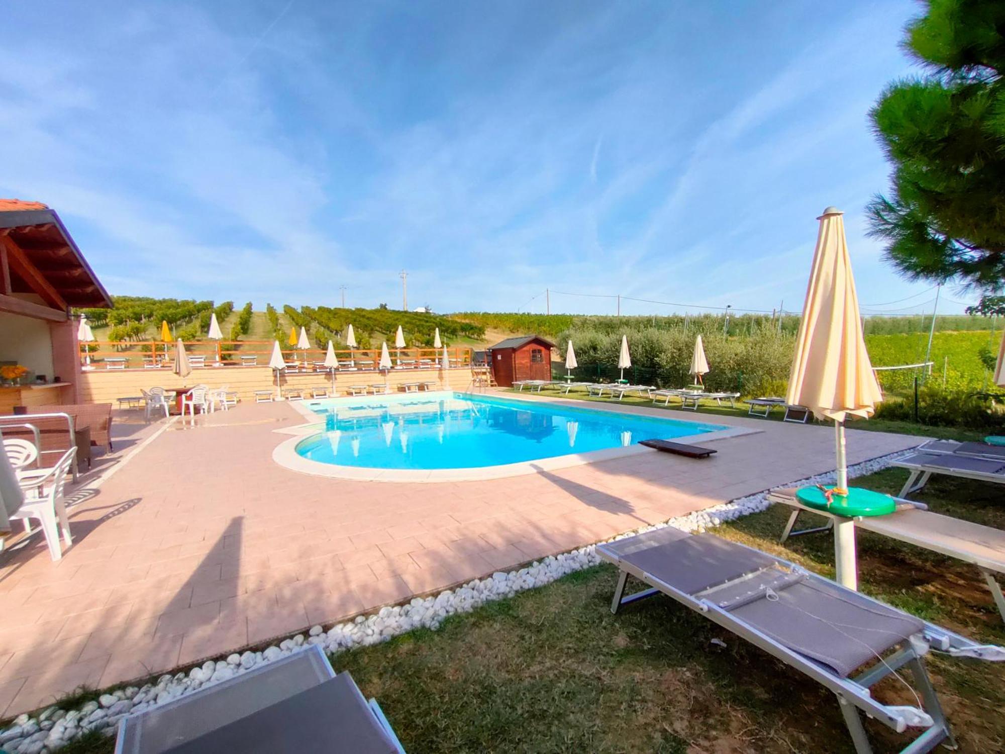 Agriturismo E Cantina La Sabbiona ฟาเอนซา ภายนอก รูปภาพ