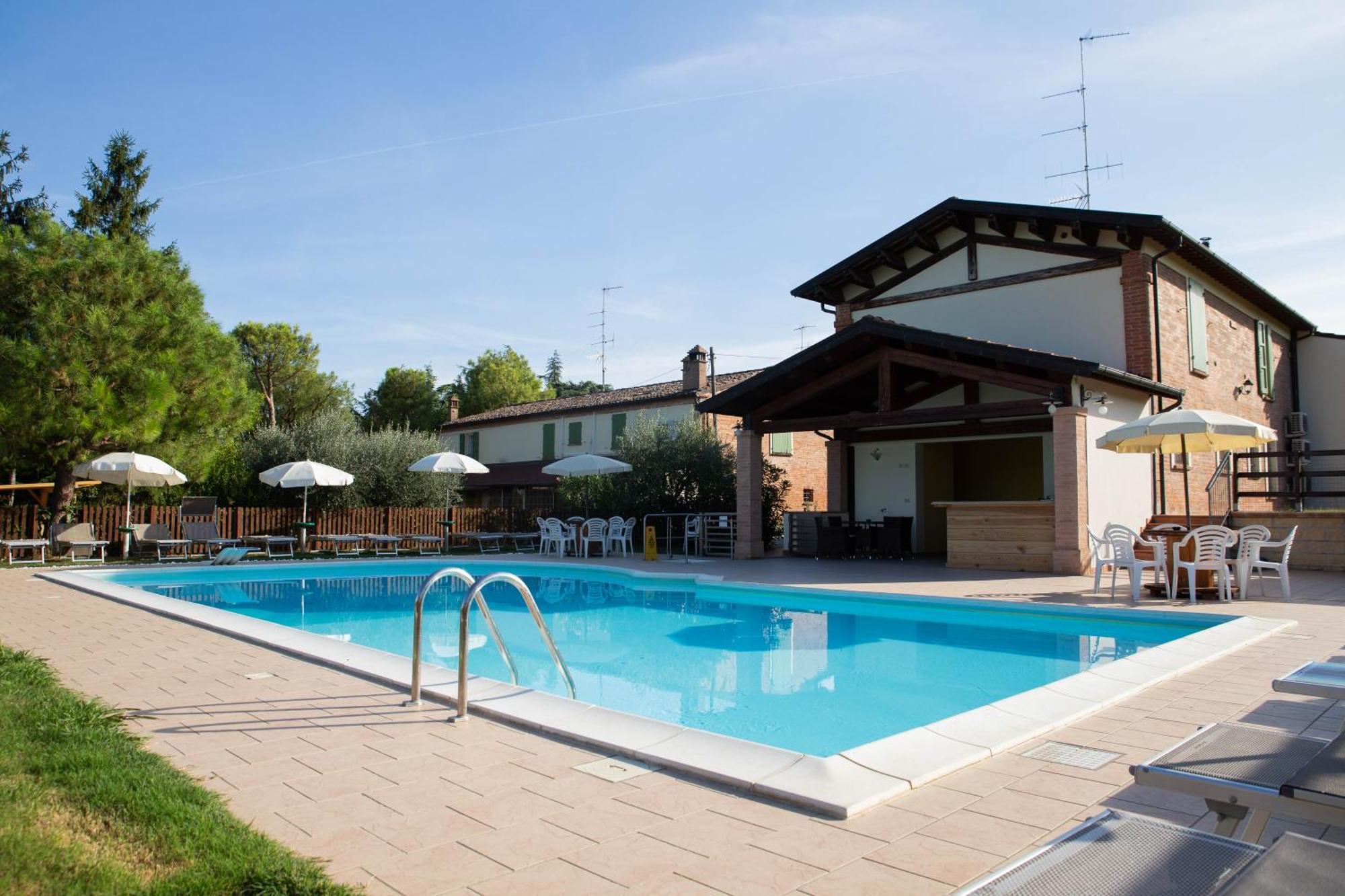 Agriturismo E Cantina La Sabbiona ฟาเอนซา ภายนอก รูปภาพ