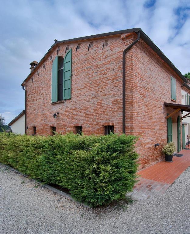 Agriturismo E Cantina La Sabbiona ฟาเอนซา ภายนอก รูปภาพ
